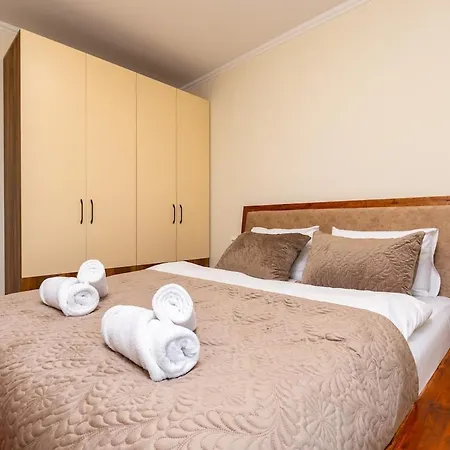 Appartamento Alvera 1br With Private Parking Plovdiv